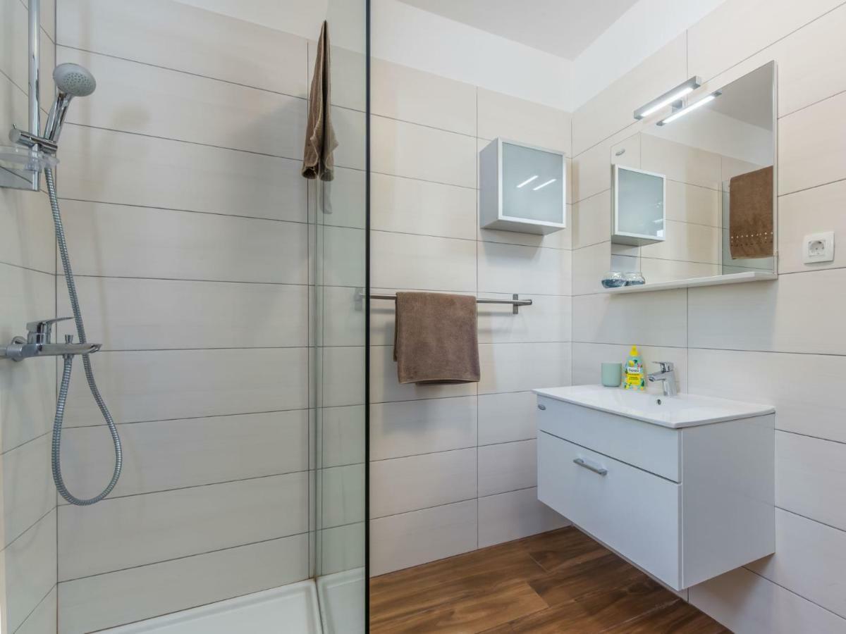 Holiday Home Villa Joy By Interhome Novigrad Istria Eksteriør bilde