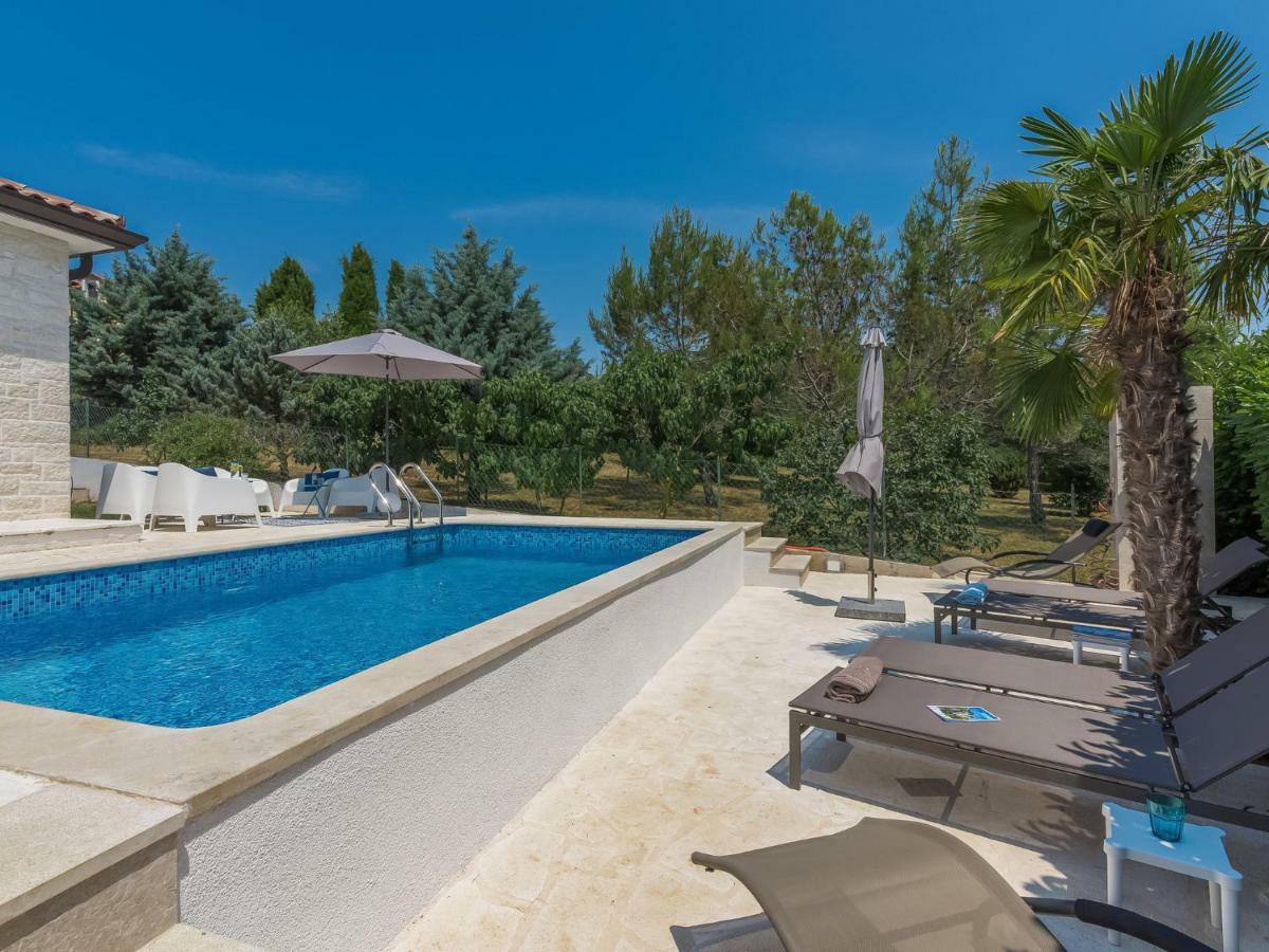 Holiday Home Villa Joy By Interhome Novigrad Istria Eksteriør bilde