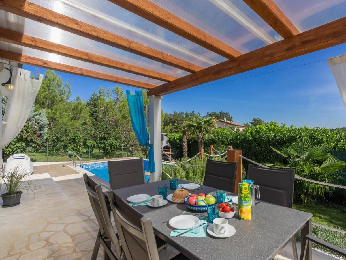 Holiday Home Villa Joy By Interhome Novigrad Istria Eksteriør bilde