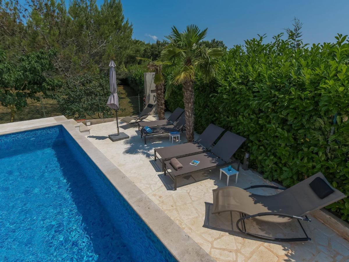 Holiday Home Villa Joy By Interhome Novigrad Istria Eksteriør bilde